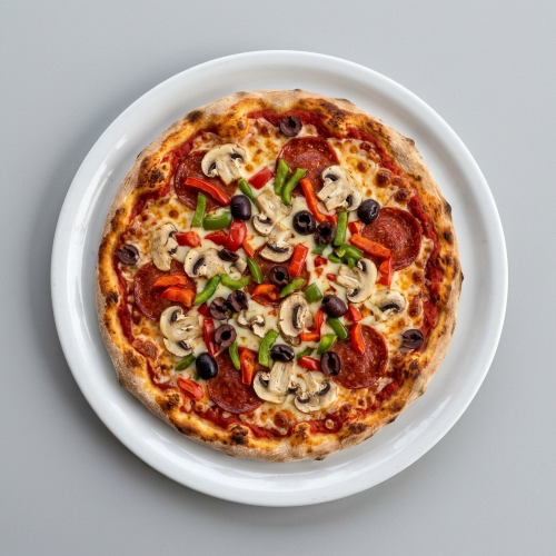 Capricosa Pizza 
