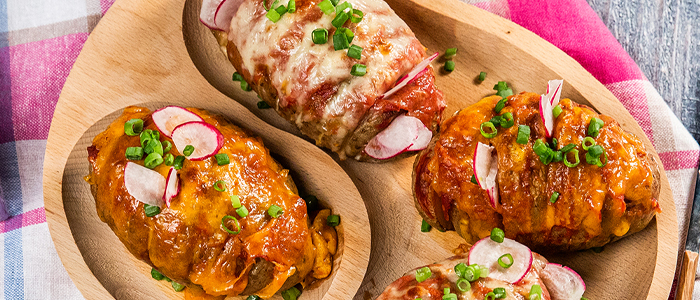 Baked Potato With Cheese & Tomato 