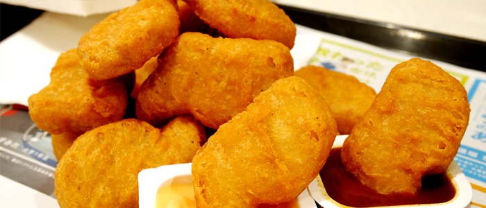 Chicken Nuggets, Chips & Cheese 